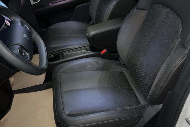 Used firefly 2025 Illuminated Edition Left Front Seat