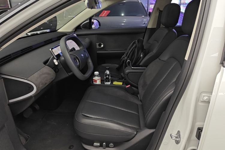 Used firefly 2025 Illuminated Edition Left Front Seat