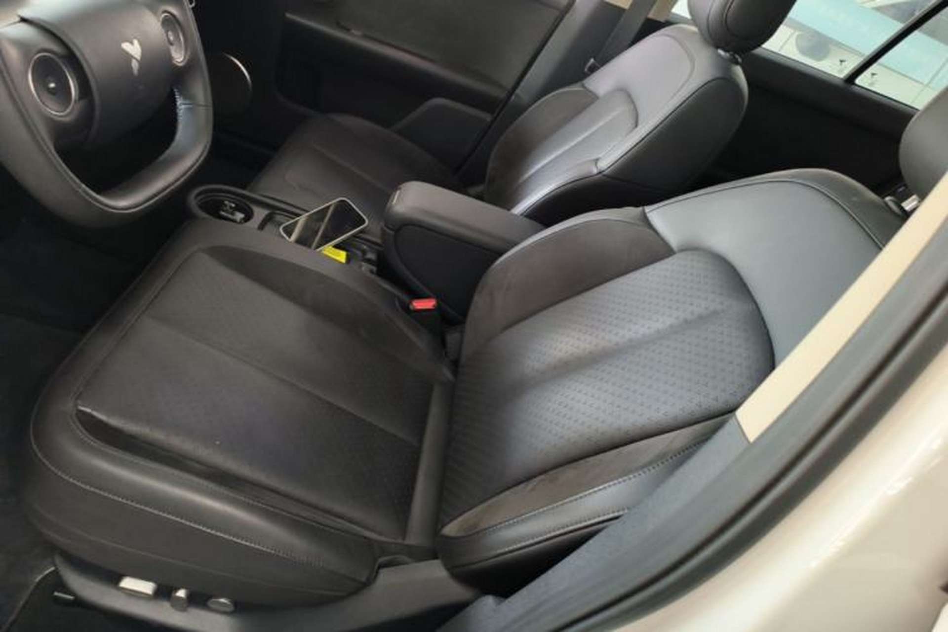 Used firefly 2025 Illuminated Edition Left Front Seat