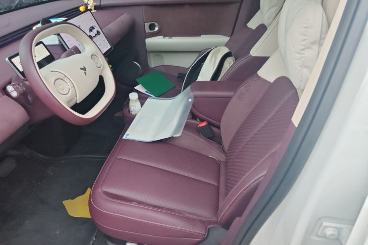 Used firefly 2025 Illuminated Edition Left Front Seat
