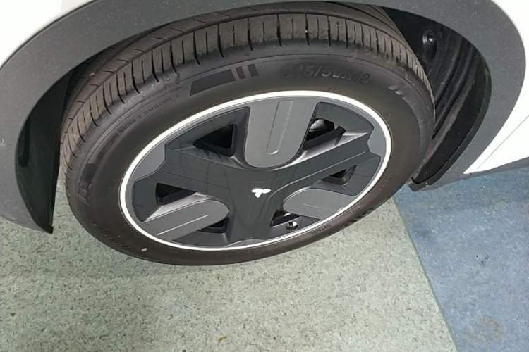 Used firefly 2025 Free Edition Left Front Wheel Hub