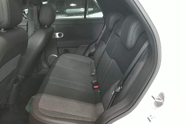 Used firefly 2025 Free Edition Left Rear Seat