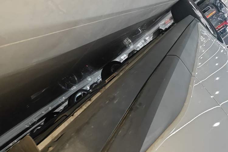 Used firefly 2025 Free Edition Left Side Sill