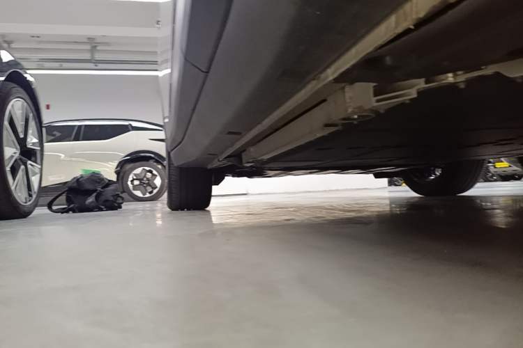 Used firefly 2025 Illuminated Edition Left Side Sill