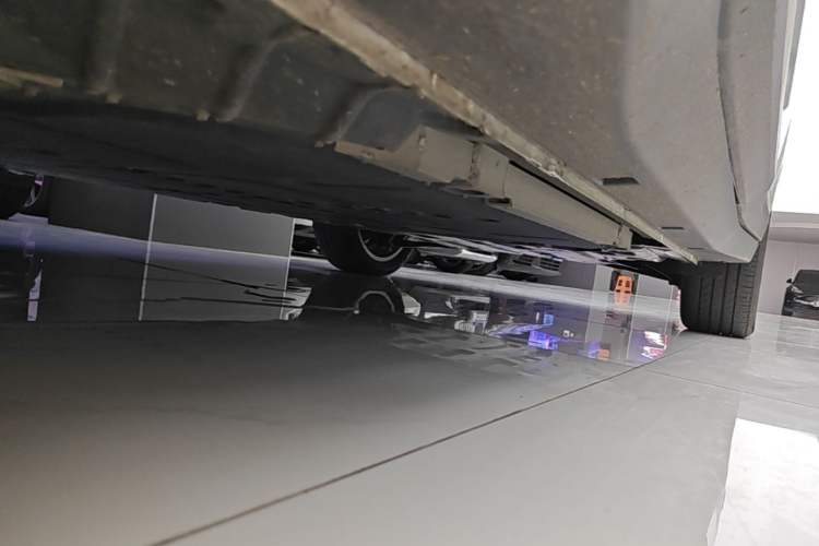 Used firefly 2025 Illuminated Edition Left Side Sill