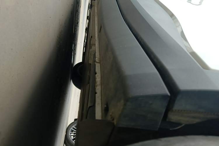 Used firefly 2025 Illuminated Edition Left Side Sill