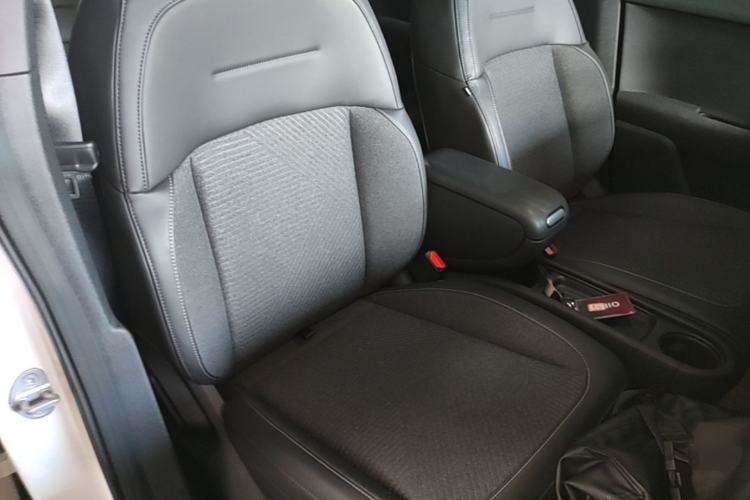 Used firefly 2025 Free Edition Right Front Seat