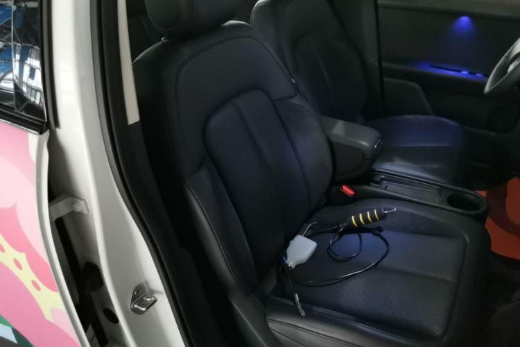 Used firefly 2025 Illuminated Edition Right Front Seat