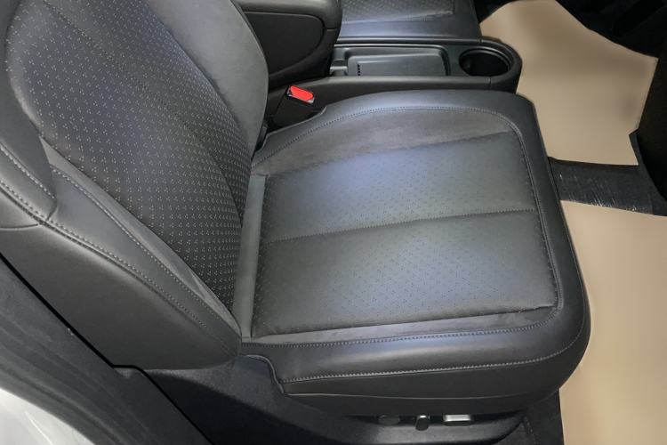 Used firefly 2025 Illuminated Edition Right Front Seat