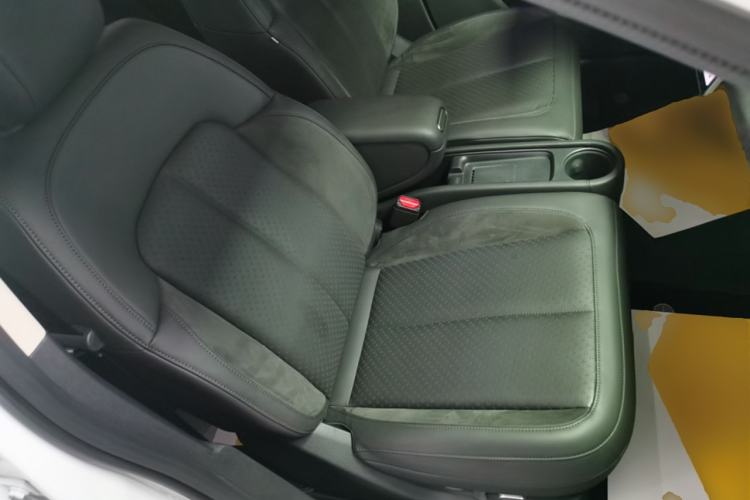 Used firefly 2025 Illuminated Edition Right Front Seat
