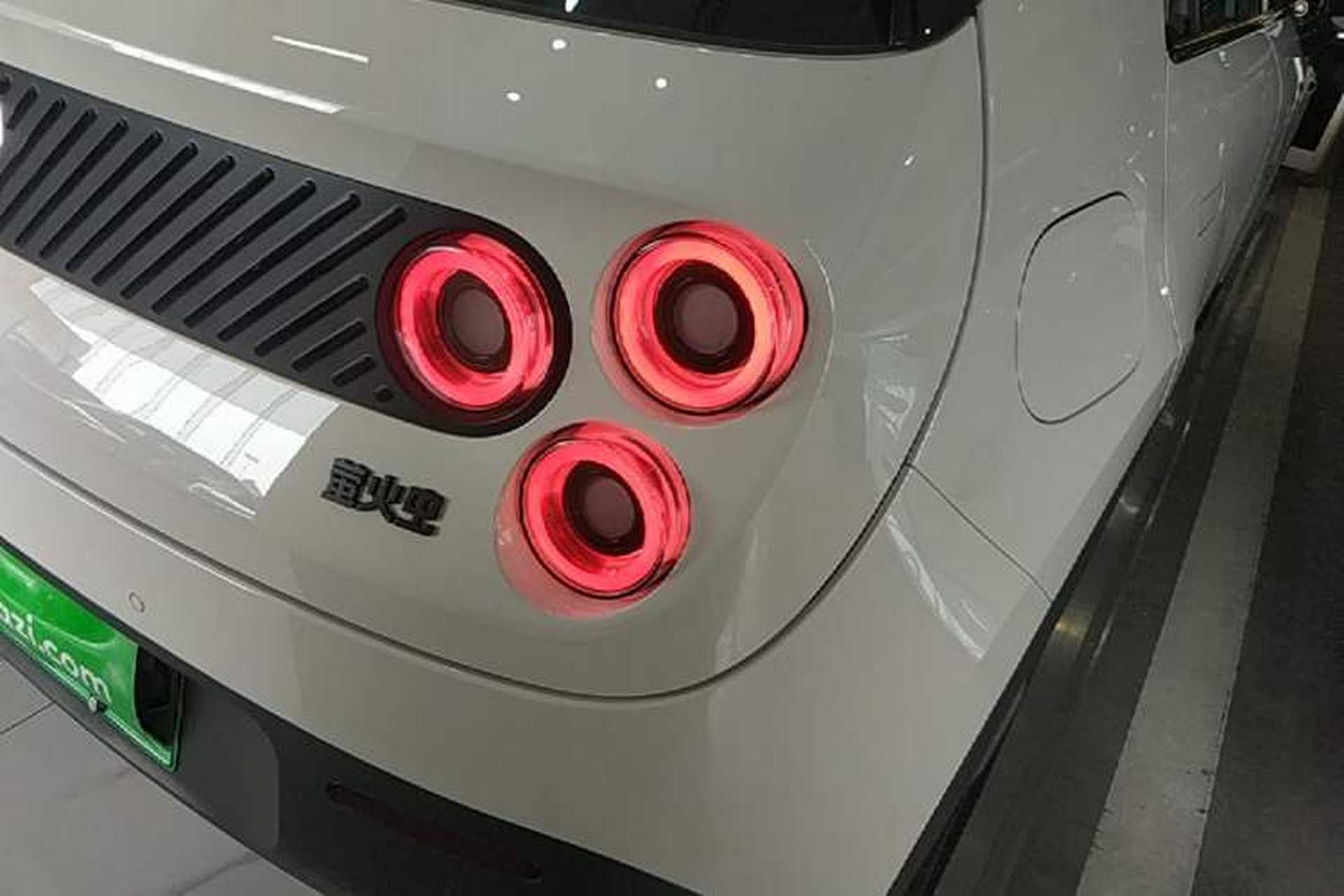 Used firefly 2025 Illuminated Edition Right Rear Taillight