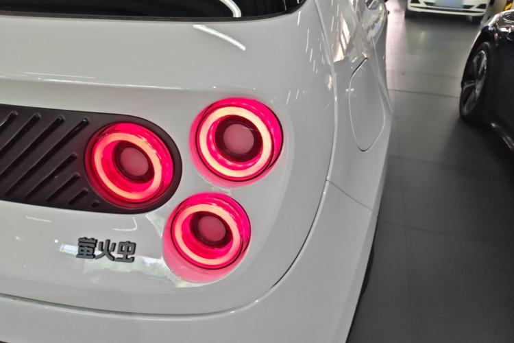 Used firefly 2025 Illuminated Edition Right Rear Taillight