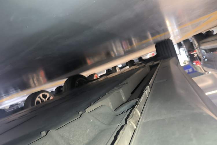 Used firefly 2025 Free Edition Right Side Sill