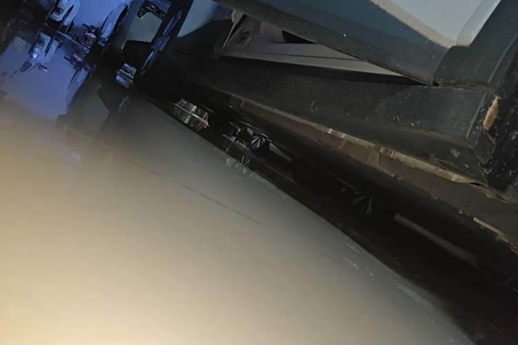 Used firefly 2025 Free Edition Right Side Sill