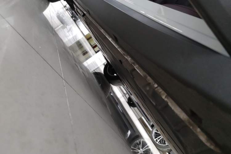 Used firefly 2025 Free Edition Right Side Sill