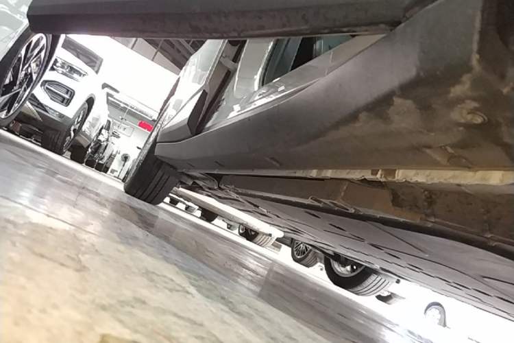 Used firefly 2025 Free Edition Right Side Sill