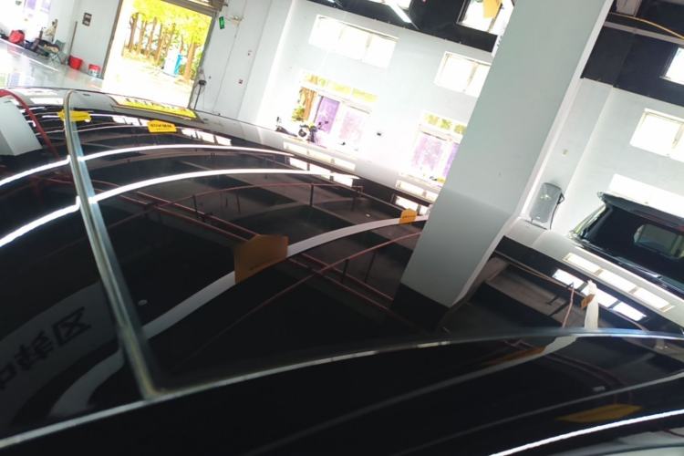 Used firefly 2025 Illuminated Edition Roof