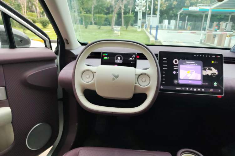 Used firefly 2025 Illuminated Edition Steering Wheel