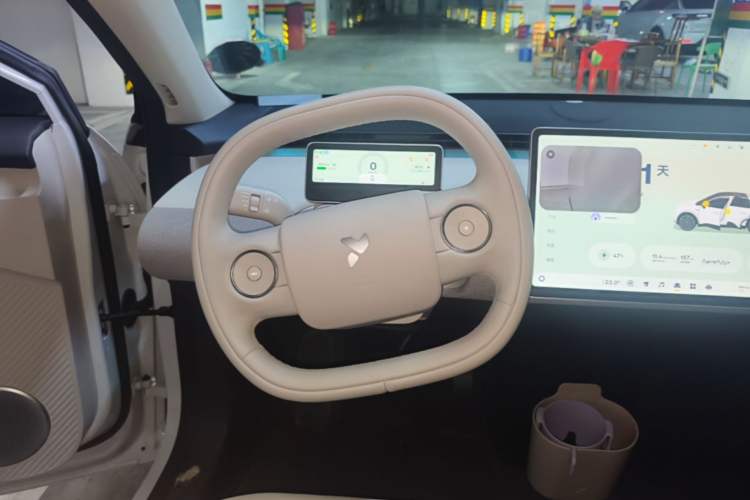 Used firefly 2025 Free Edition Steering Wheel