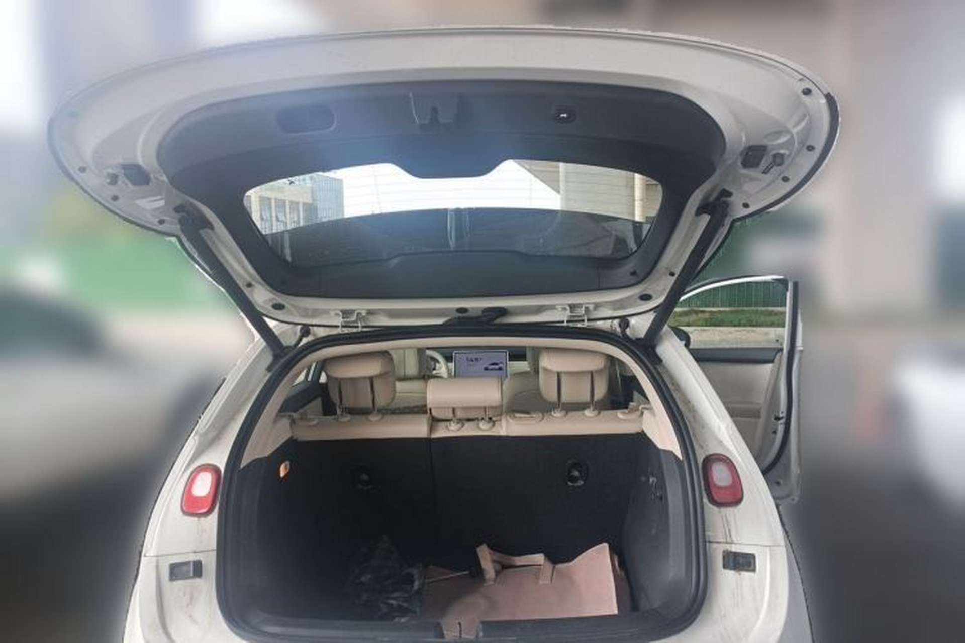 Used firefly 2025 Illuminated Edition Trunk