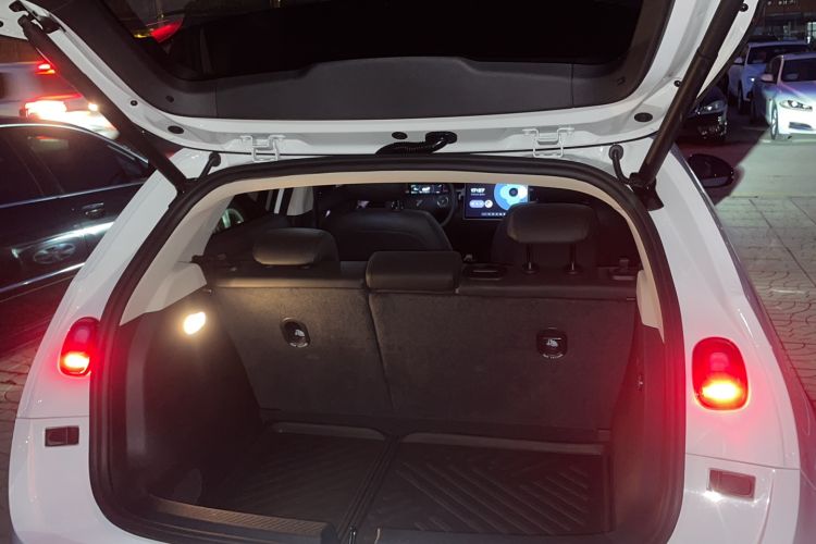 Used firefly 2025 Illuminated Edition Trunk