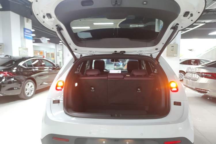 Used firefly 2025 Free Edition Trunk