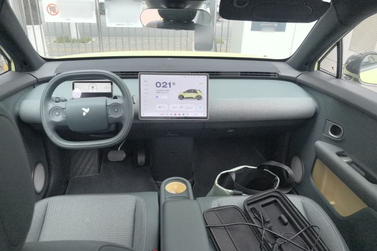 Used firefly 2025 Free Edition Center Console