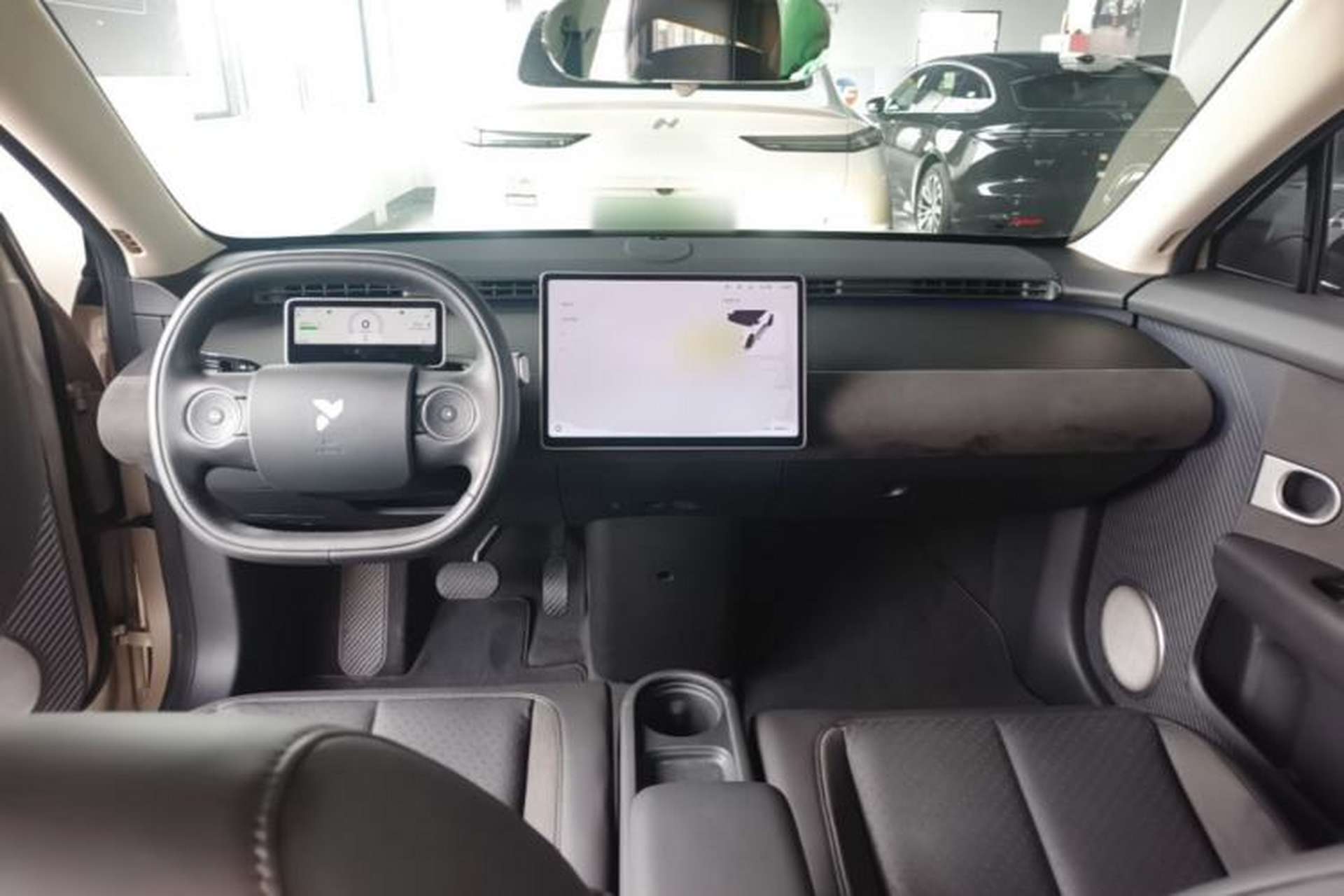 Used firefly 2025 Illuminated Edition Center Console