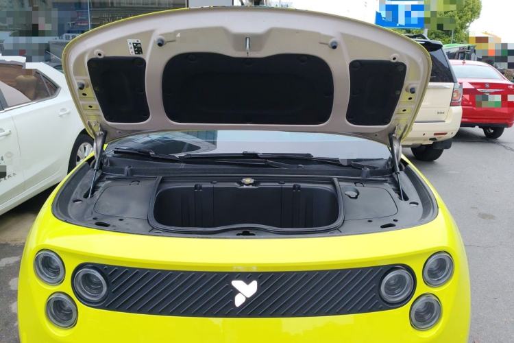 Used firefly 2025 Illuminated Edition Engine Bay