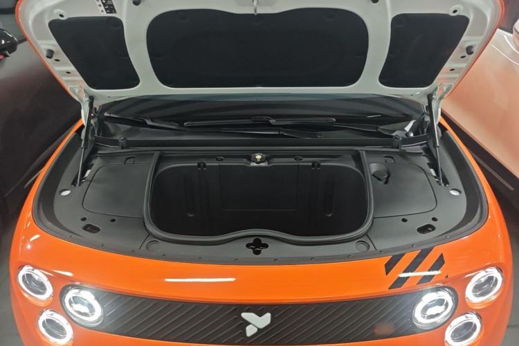 Used firefly 2025 Free Edition Engine Bay