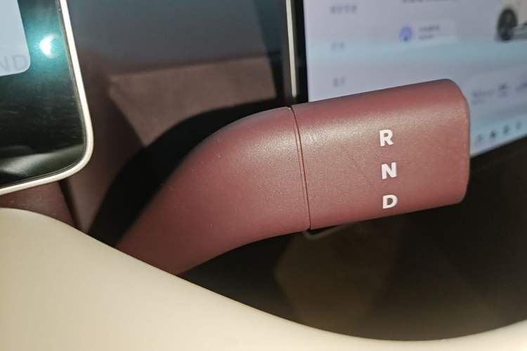 Used firefly 2025 Illuminated Edition Gear Lever