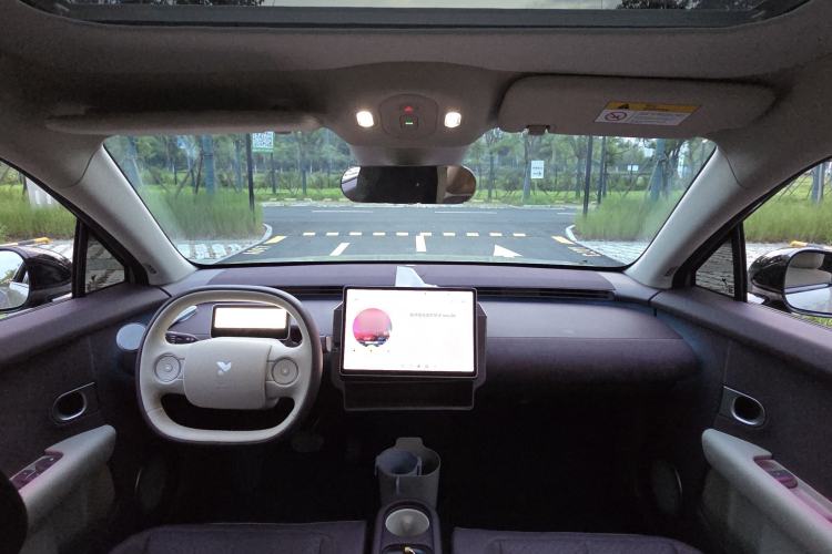 Used firefly 2025 Illuminated Edition Interior 2