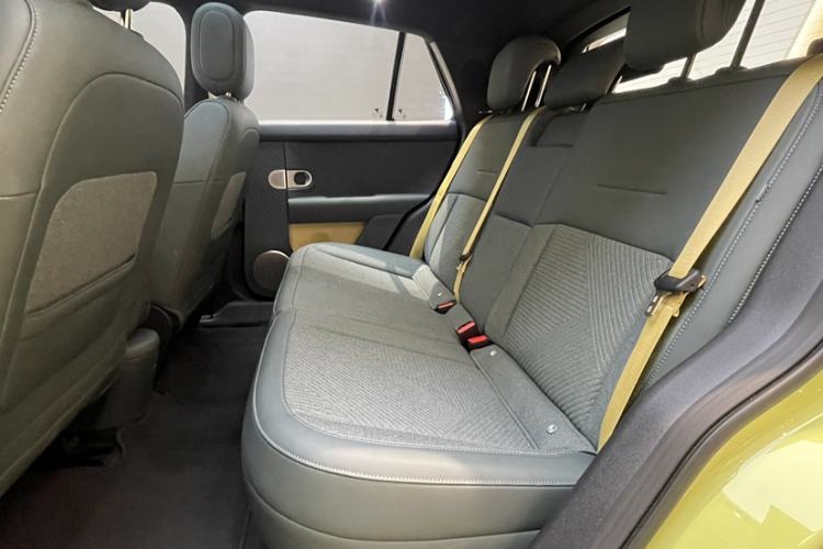 Used firefly 2025 Free Edition Interior 8