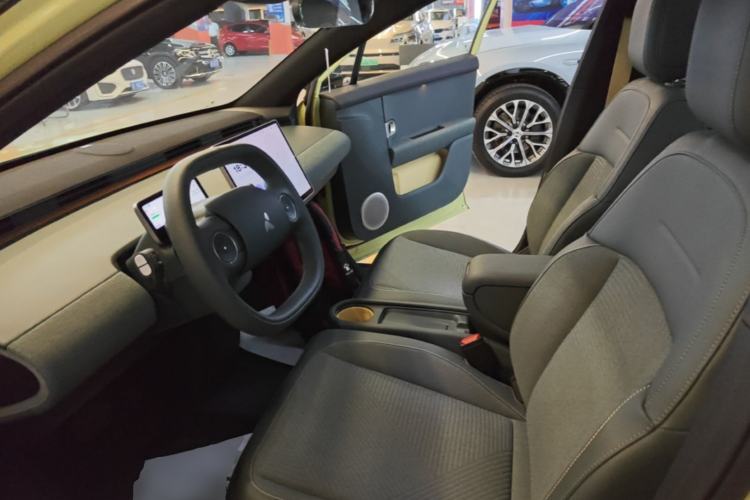 Used firefly 2025 Free Edition Left Front Seat