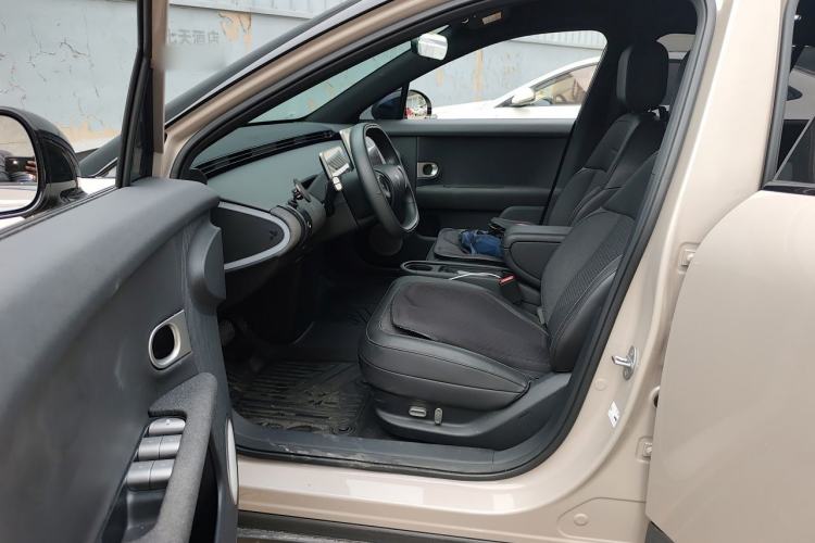 Used firefly 2025 Free Edition Left Front Seat