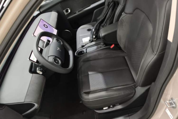 Used firefly 2025 Illuminated Edition Left Front Seat