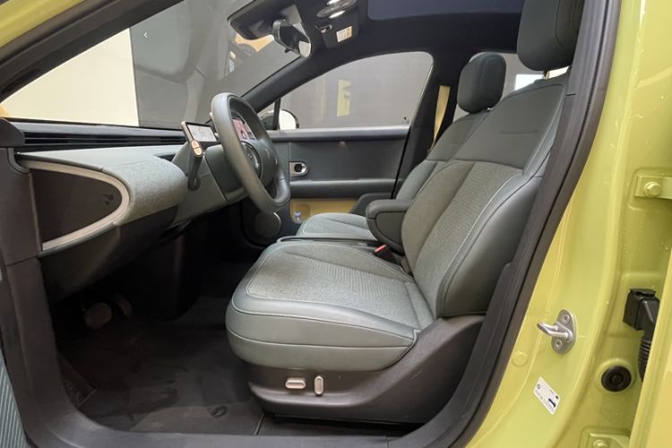 Used firefly 2025 Free Edition Left Front Seat