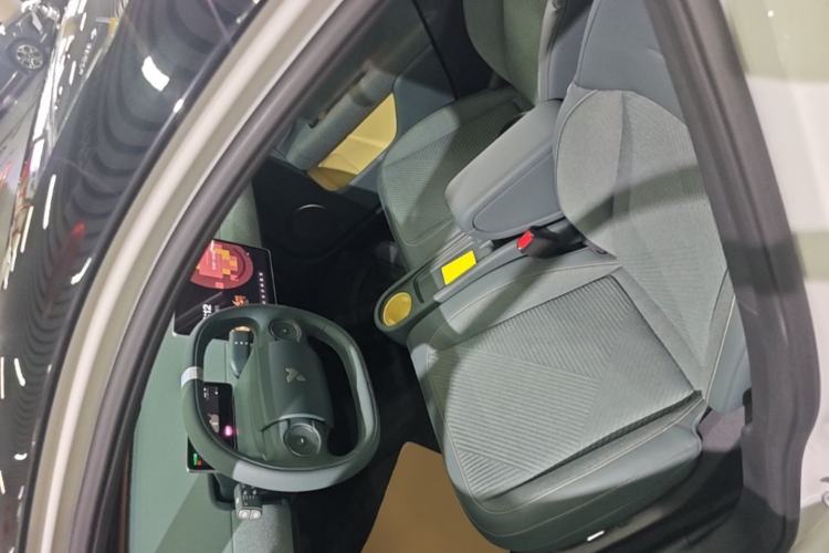 Used firefly 2025 Free Edition Left Front Seat