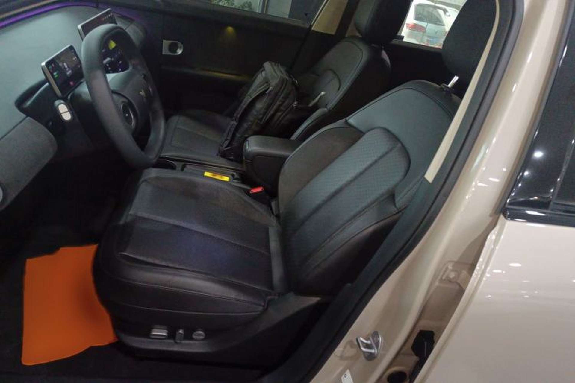 Used firefly 2025 Illuminated Edition Left Front Seat