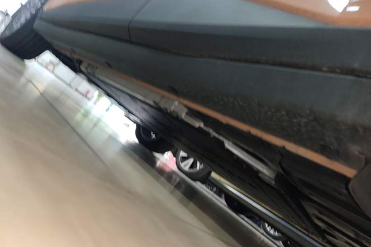 Used firefly 2025 Illuminated Edition Left Side Sill