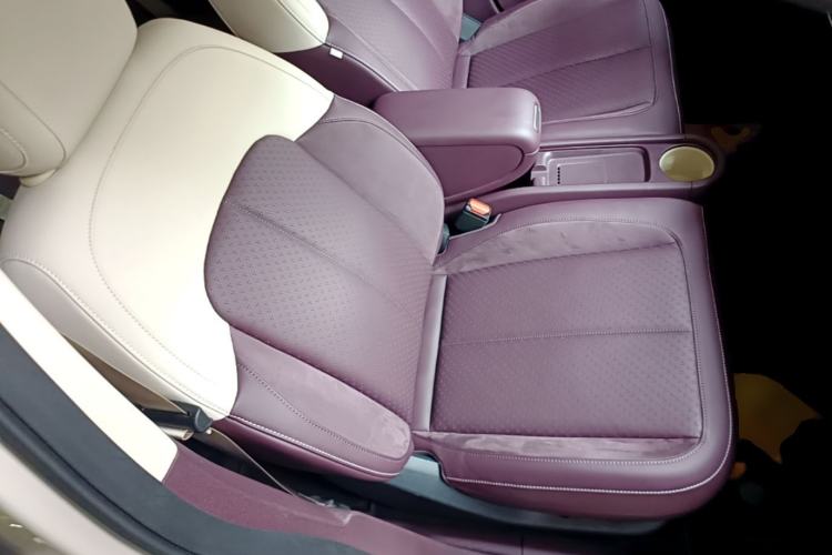 Used firefly 2025 Illuminated Edition Right Front Seat