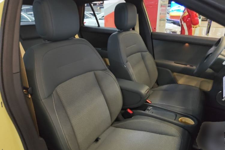 Used firefly 2025 Free Edition Right Front Seat