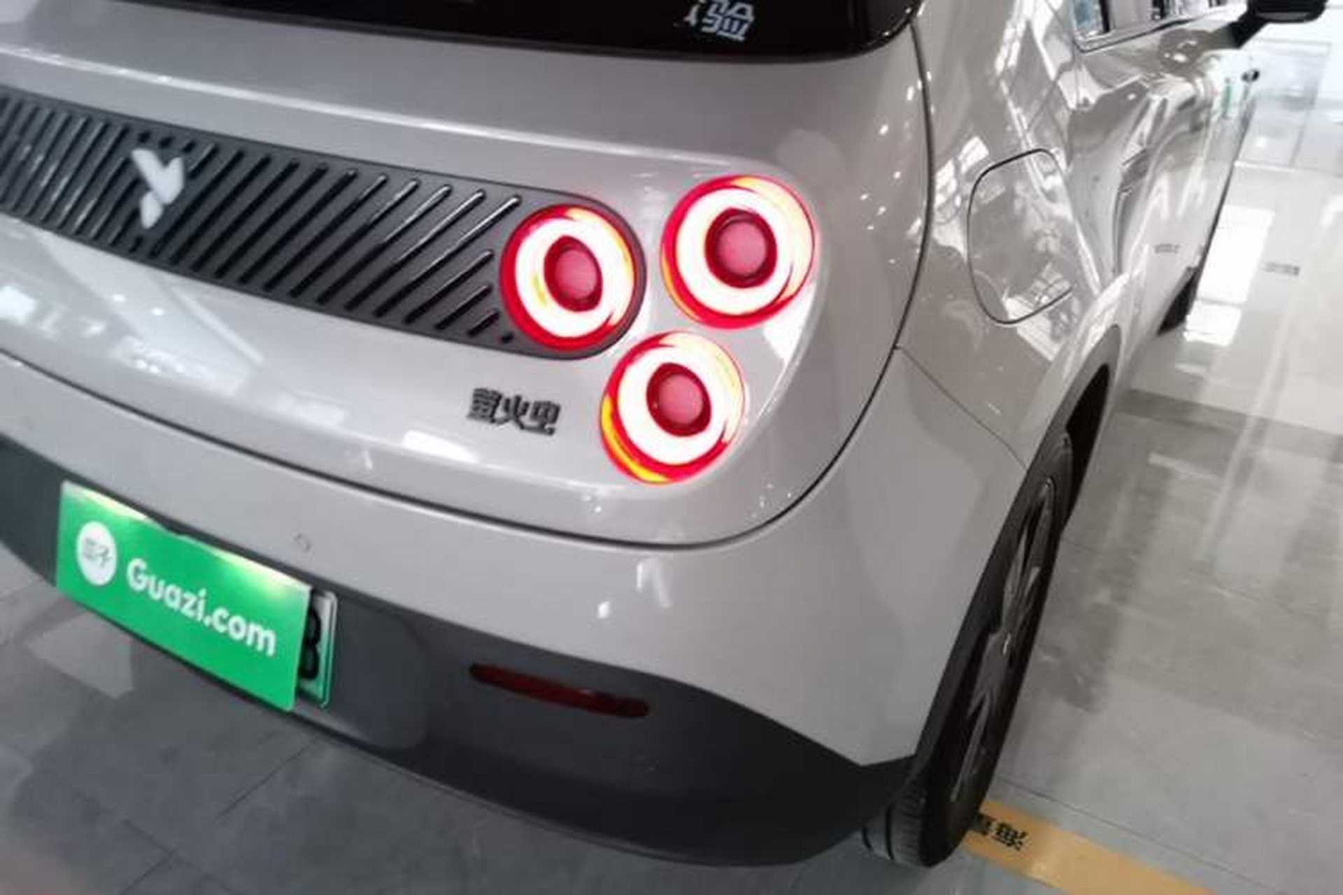 Used firefly 2025 Illuminated Edition Right Rear Taillight