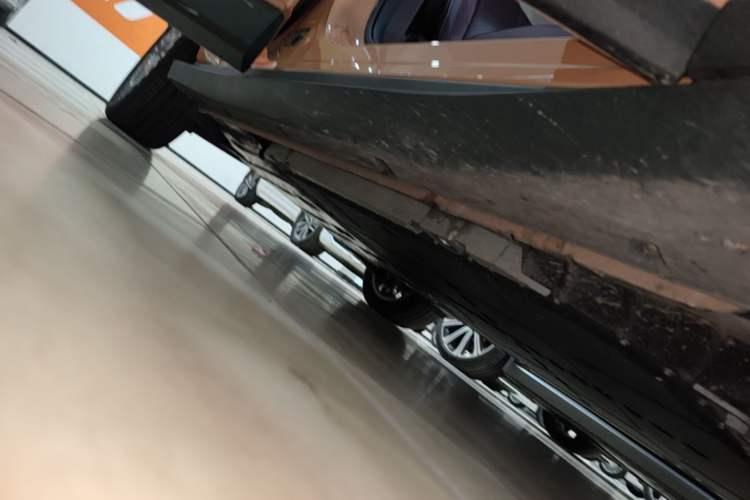 Used firefly 2025 Illuminated Edition Right Side Sill