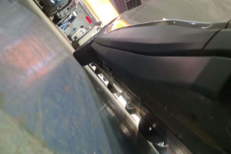 Used firefly 2025 Illuminated Edition Right Side Sill