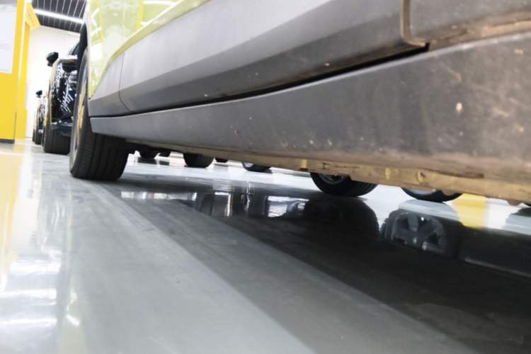 Used firefly 2025 Free Edition Right Side Sill