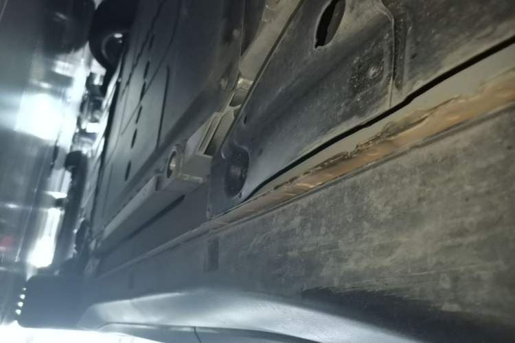 Used firefly 2025 Nomadic Mélange Special Edition Right Side Sill