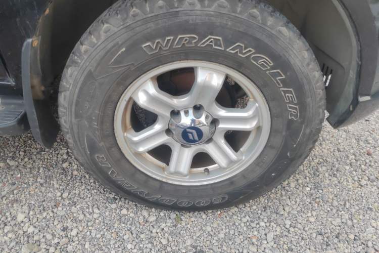 Used Foday Explorer 6 2010 2.5T Manual Diesel Edition Right Front Wheel Hub
