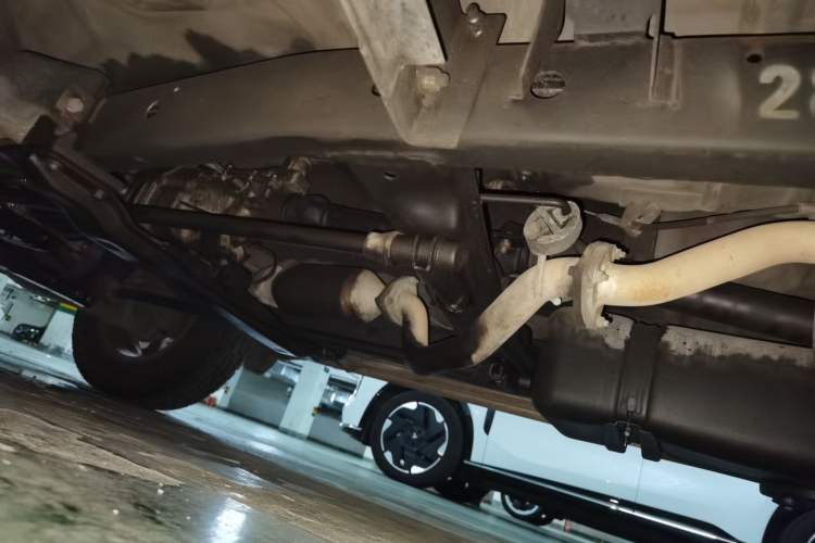 Used Foday Explorer 6  Chassis Front Left