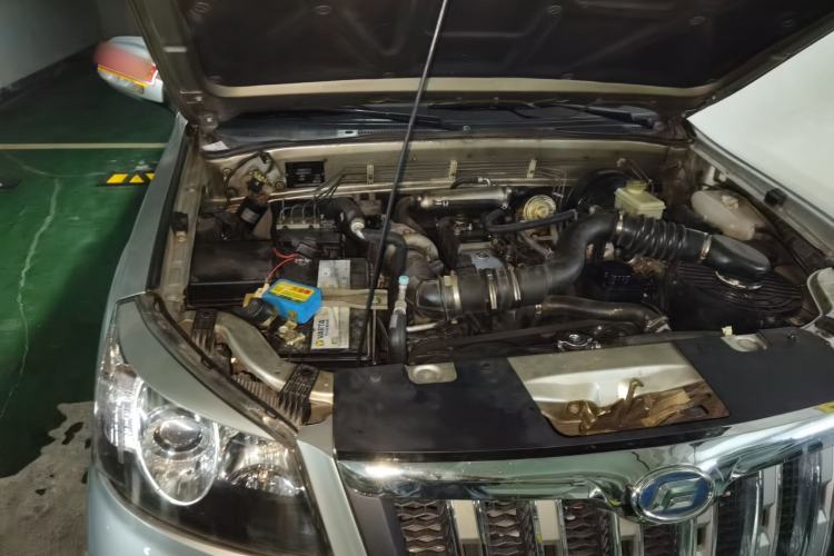 Used Foday Explorer 6  Engine Bay Right